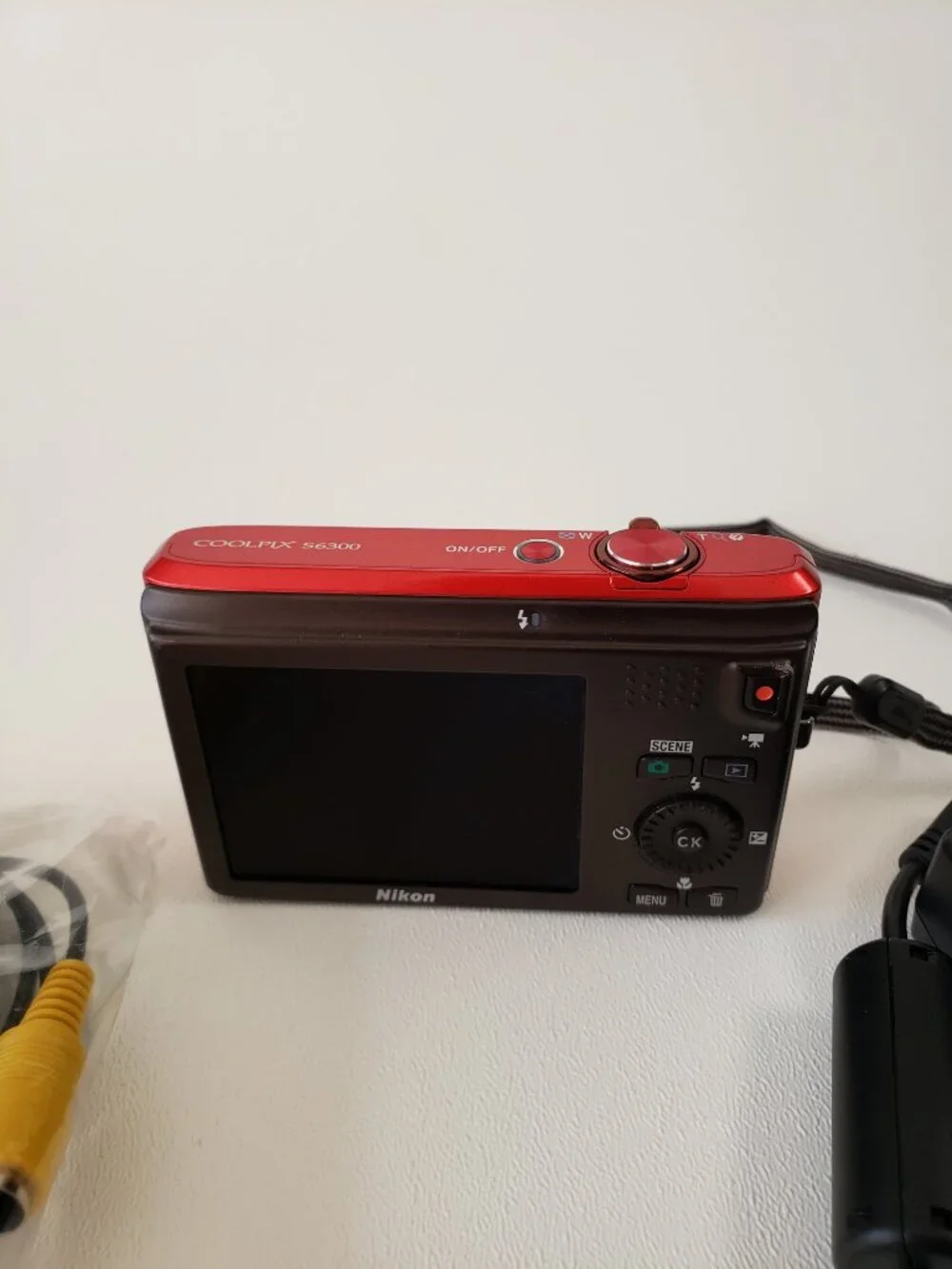 Nikon COOLPIX S6300 Digital Camera 10x Optical Zoom Auto Focus